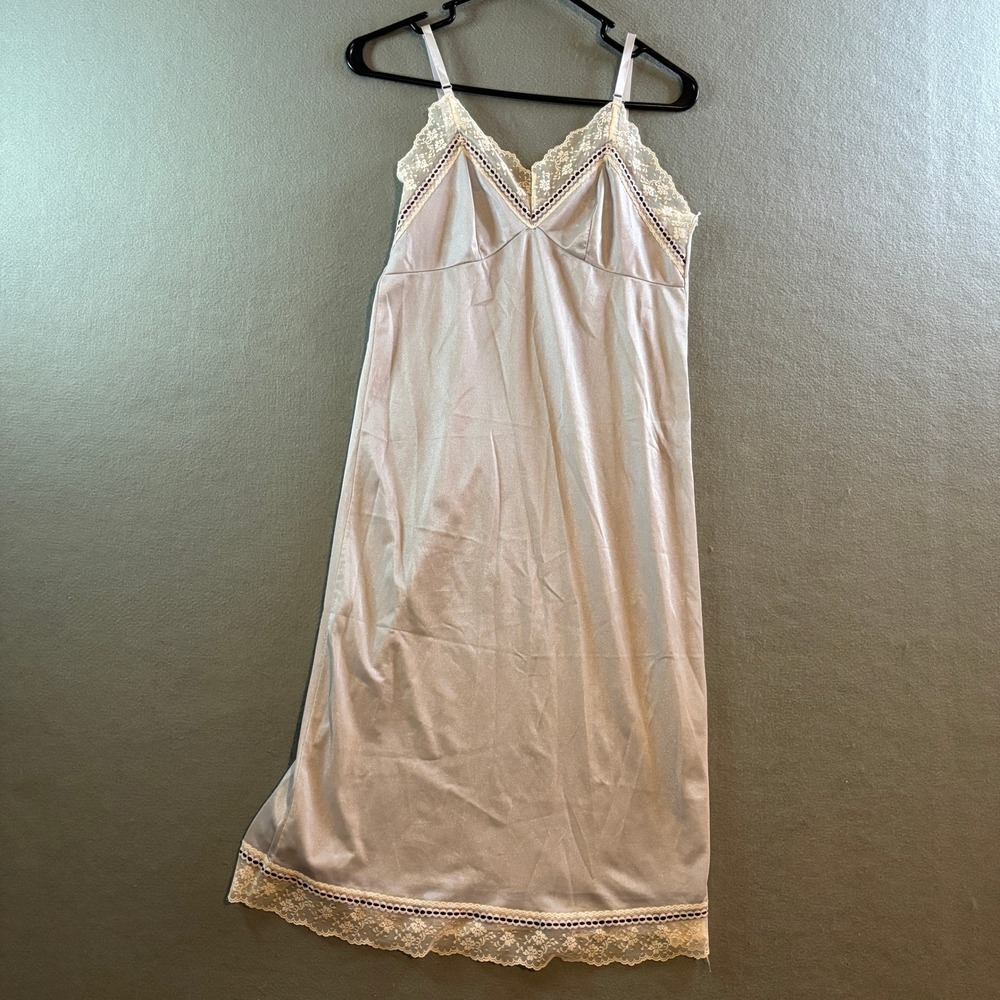 VTG Deena Full Slip Womens 34 Silver Lace Trim Nylon Lingerie Midi 70s 80s